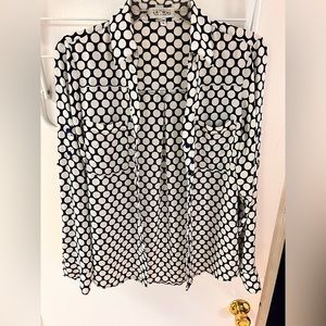 Long sleeve button down top